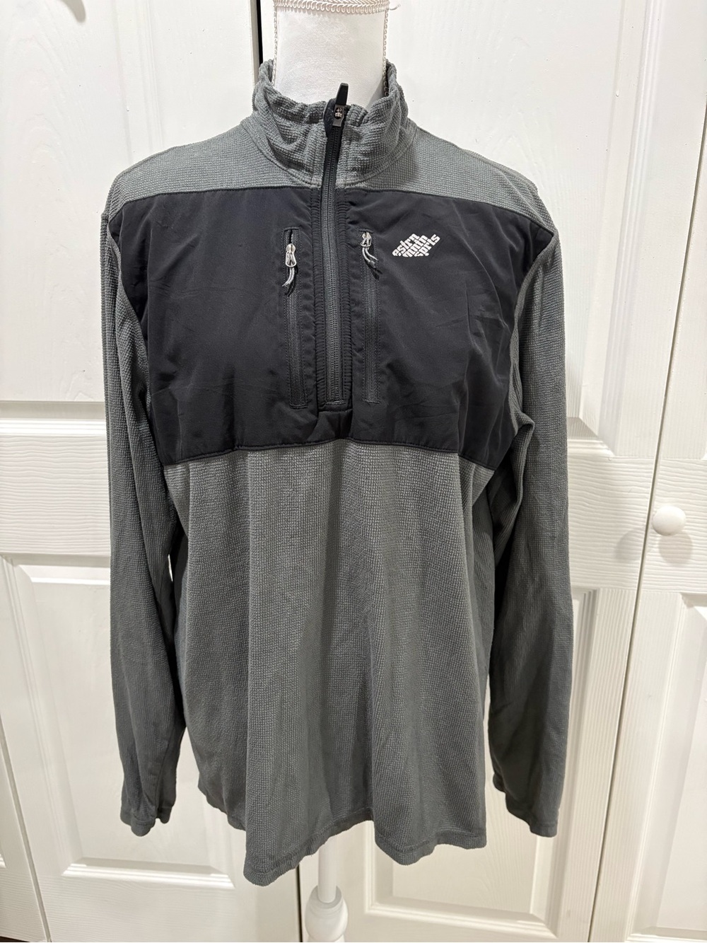 Eastern Mountain Sports Gray and Black Lightweight Pullover